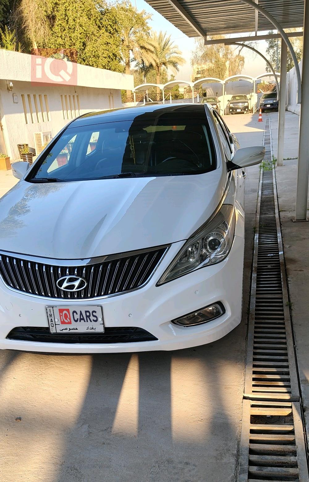 هيونداي أزيرا